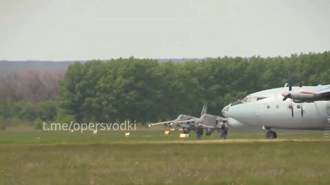 Russian ground attack aircraft in the Izyum area