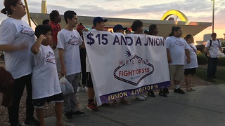 Fast food workers rally for $15 minimum wage
