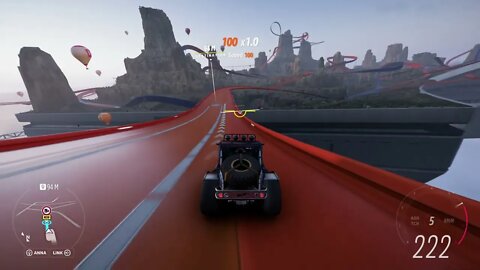 Forza Horizon 5 HOTWHEELS DLC popping balloons