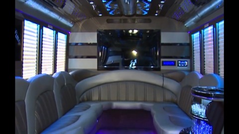 Cleveland area limo companies say a 'scammer' is hurting business, leaving customers in the lurch