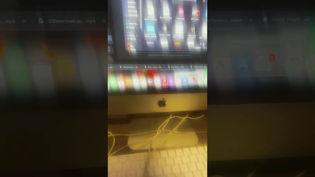 Android phones be like do do do do dooo