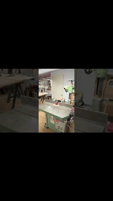 What a mess #shorts #woodworking #subscribe #shortvideo #reels #cedar #siding