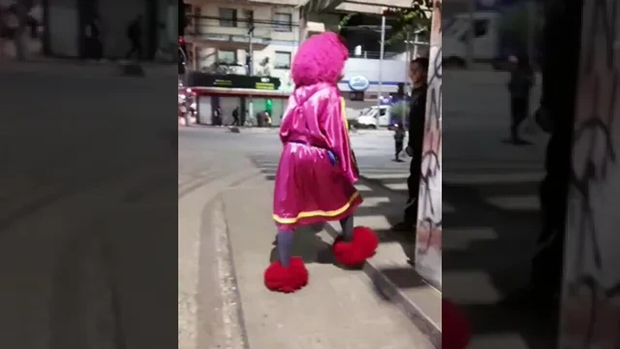 DANÇARINOS SUPER NINJAS, FOFÃO, PATATI E PATATÁ DANÇANDO NA CARRETA DA ALEGRIA TREM BALADA 43