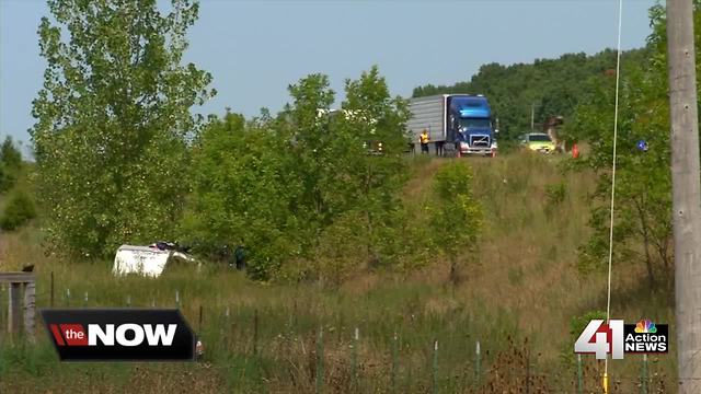 3 killed, 10 hurt in JoCo church van crash