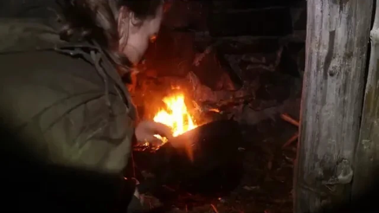 7 $$$$$ 🌧️Camping in RELAXING RAIN My Cozy Bushcraft Shelter on an Island Rain Sounds ASMR