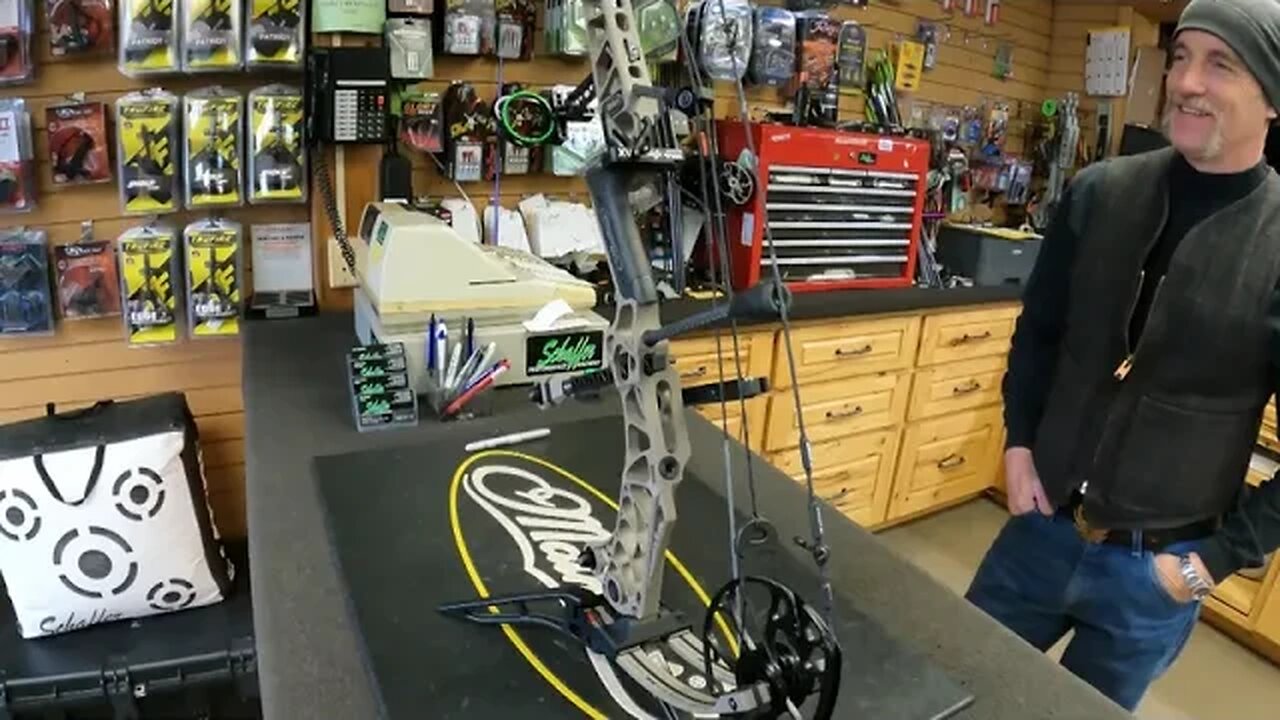 Setting up my new Mathews Phase 4 at Schaffer Performance Archery