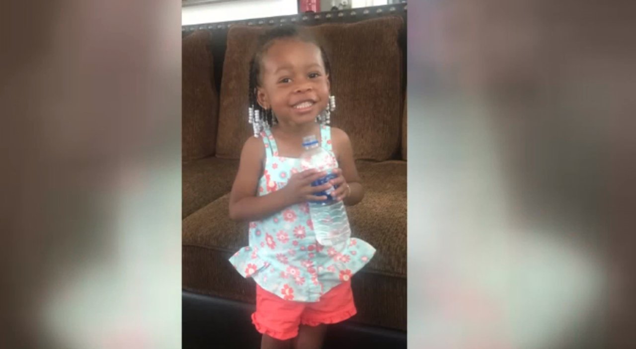 NLV police arrest father of missing 3-year-old girl, continue search for child