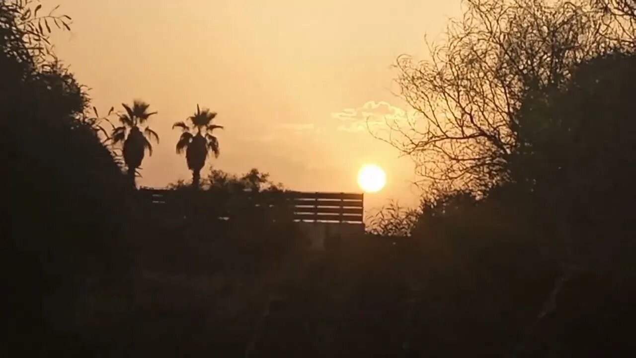 Torrevieja Sunrise At The Tramp Camp