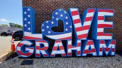Walk and talk tour of the Graham, NC, town center - Small Towns - Cities - Vlogging America