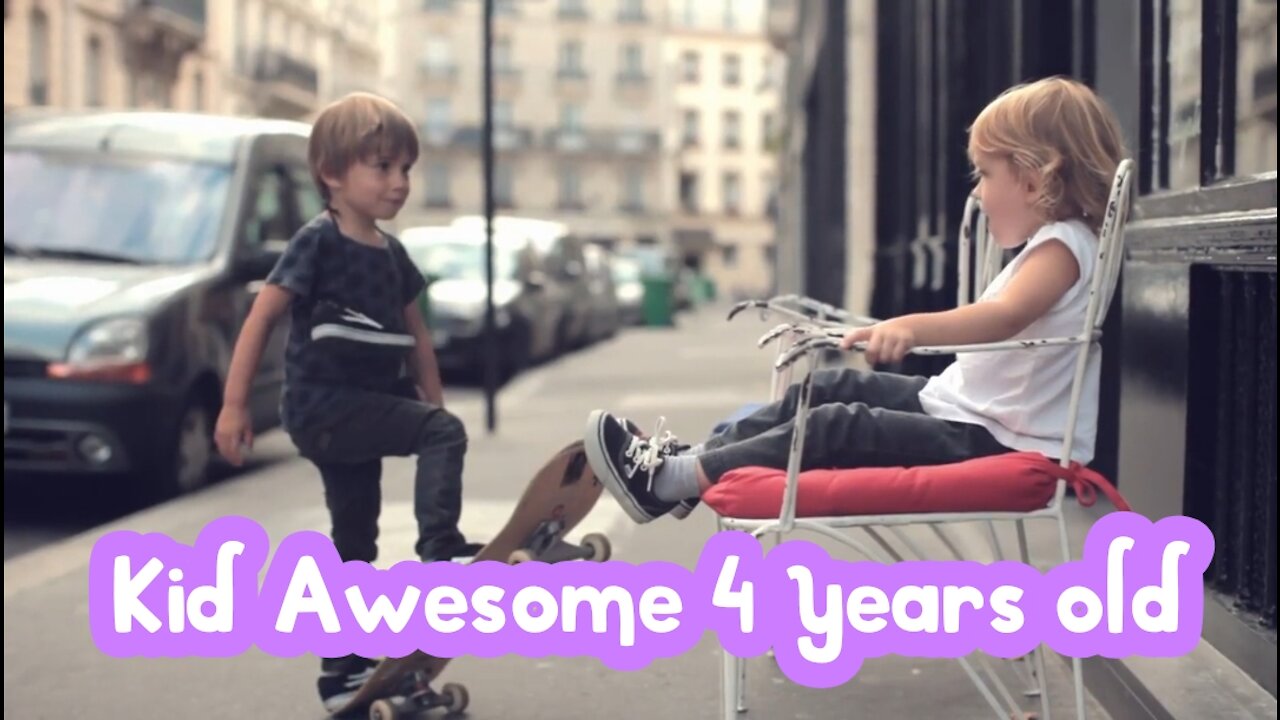 The Kid Awesome 4 years old skateboarder