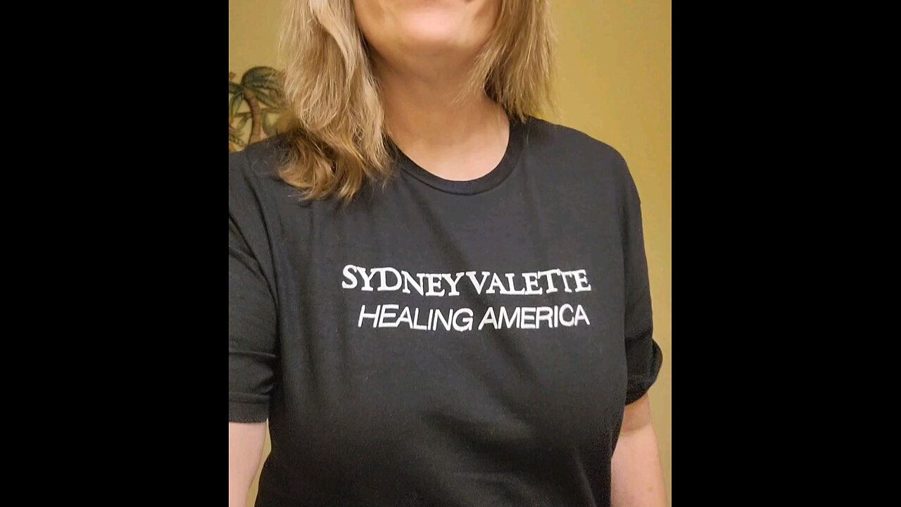 Sydney Valette t-shirt from France