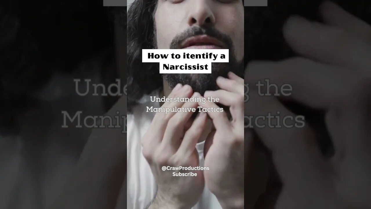 How does a female narcissist manipulate others #narcissist #shorts
