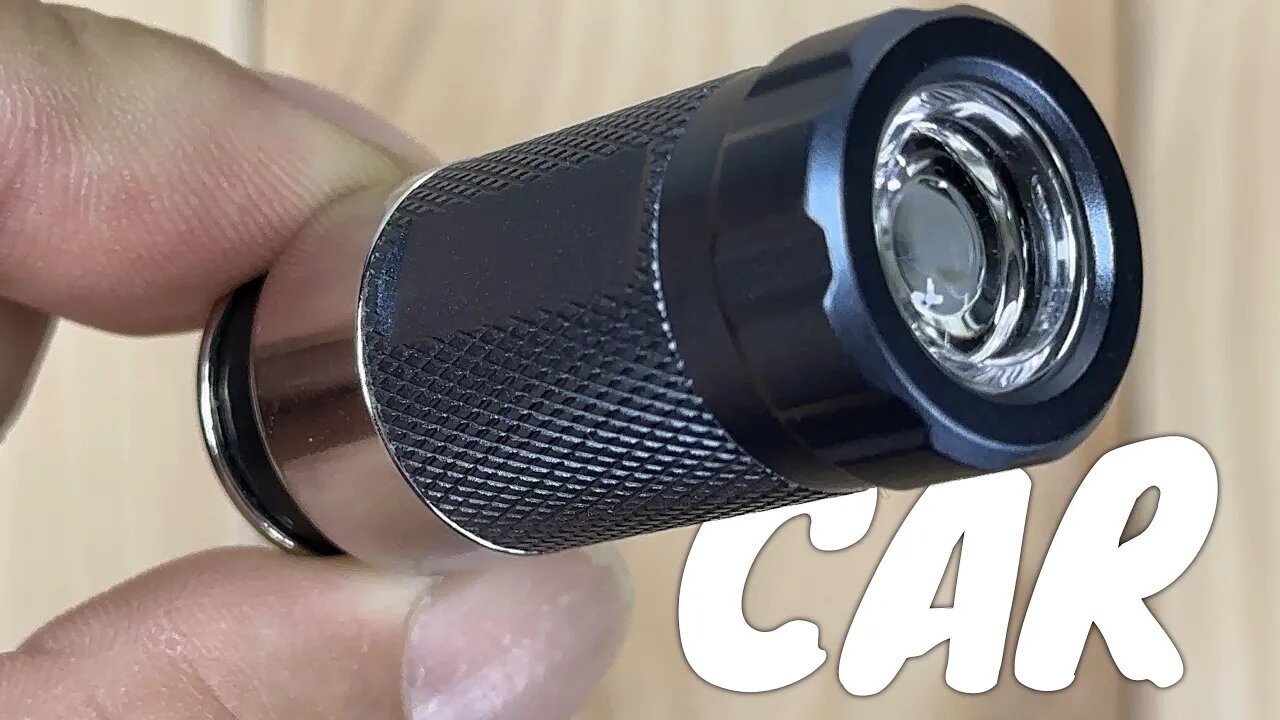 This Flashlight Fits In Your 12V Cigarette Lighter