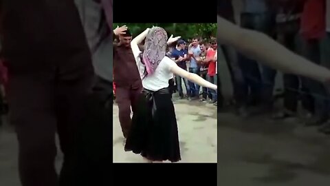 Хьалхлер ловзар. К1ант ледарам ца вол.
