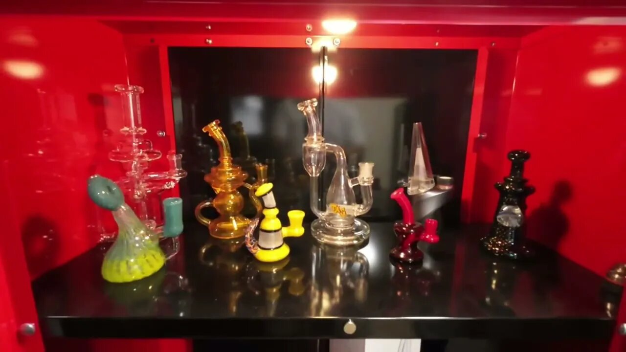 Happy Thursday 5/18/23 | Let’s take a quick Dab!