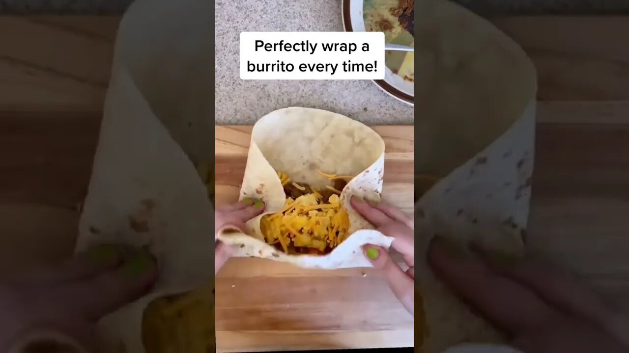 workweeklunch Video's Tuck and fold Is this how you wrap your burritos #Shorts