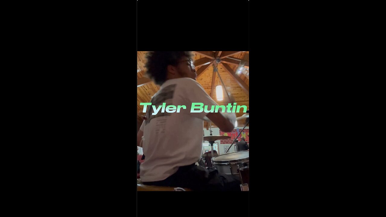 Tyler Buntin smackin on drums 🎵🥁🔥