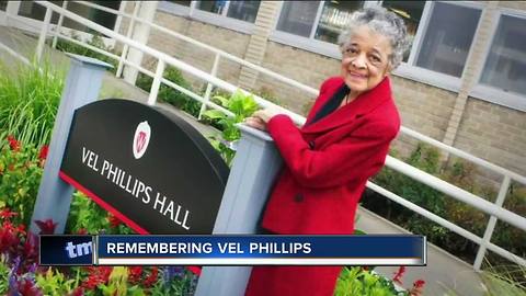 Milwaukee mourns Vel Phillips' death