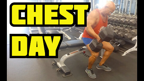 HEAVY CHEST DAY - 71 YO Bodybuilder