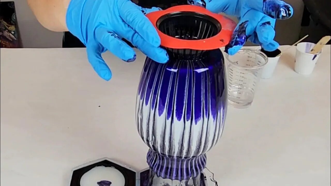 Resin Vase with a STRAINER - Incredible Design!