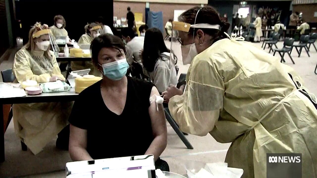 A fifth COVID vaccine will be available to Australian adults this month 💉🤡