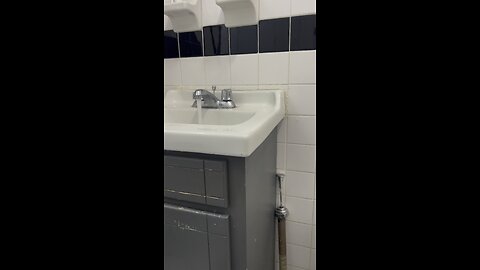 Destapando una bañera