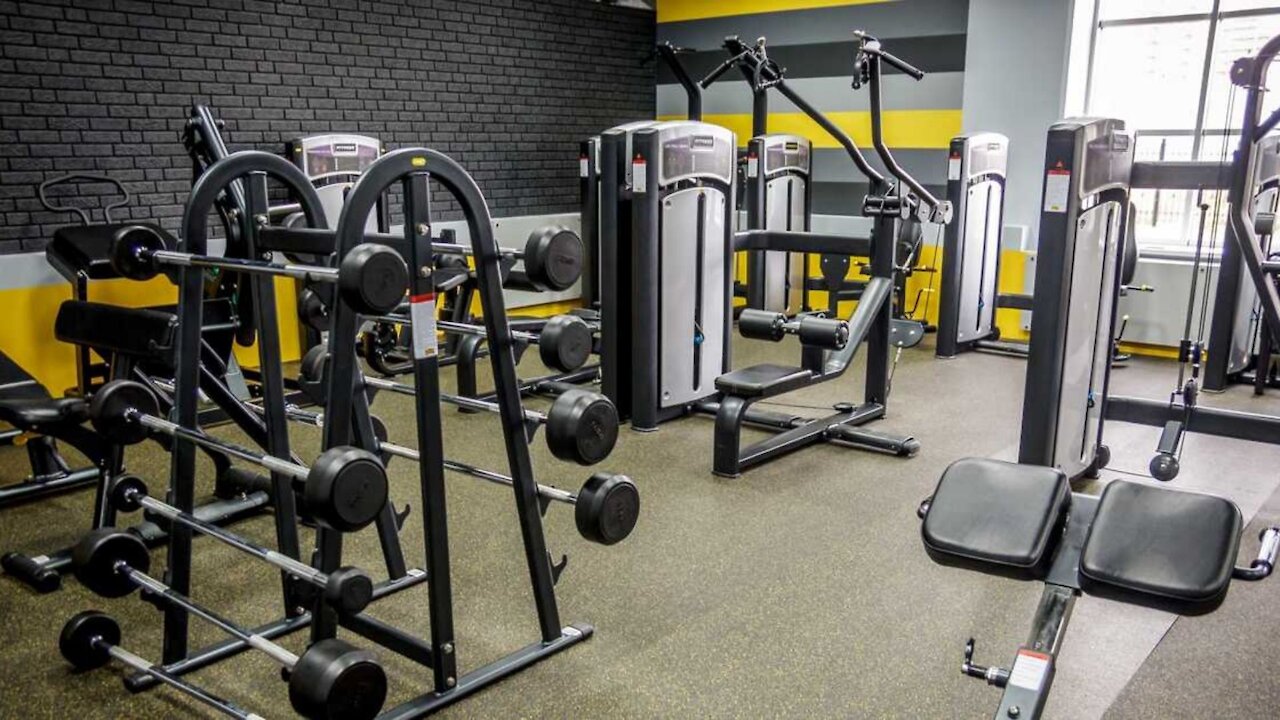 Gyms Can Reopen In Montreal And Laval Next Week & Here Are The Rules