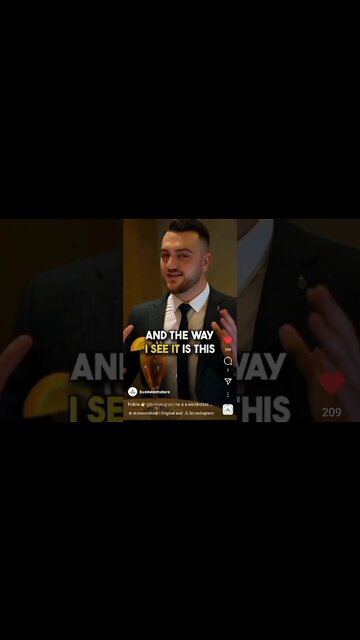 Who pays on the first date ? #women #womenempowerment #redpill #men #equality #shorts #shortsfeed