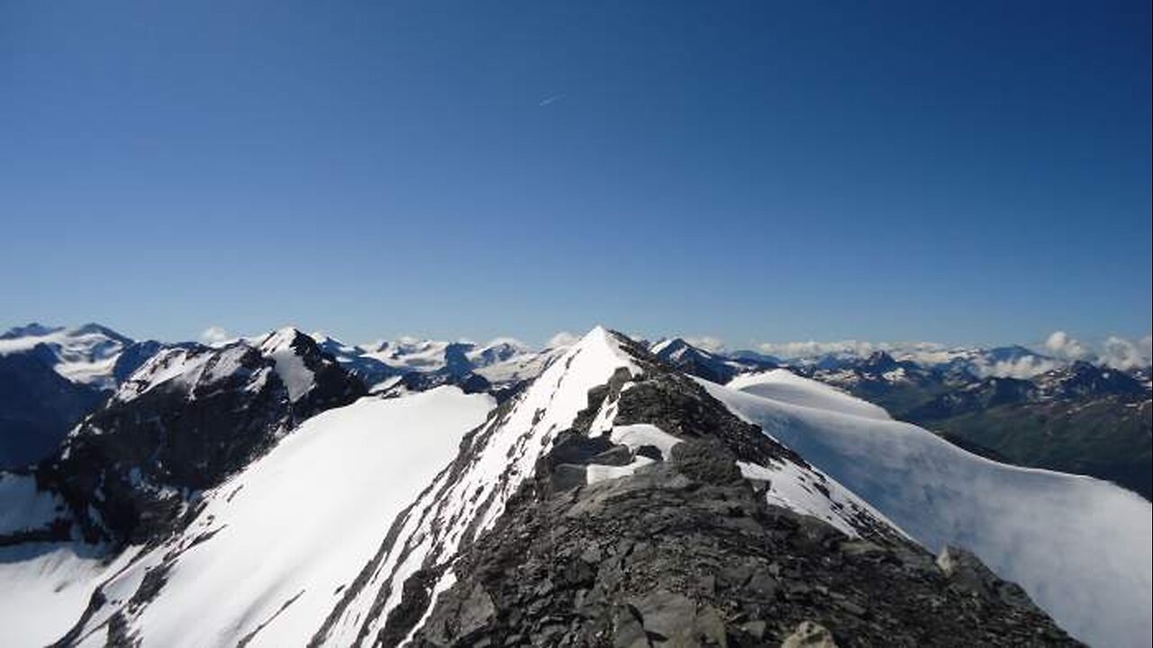 Climbing Geisterspitze (Punta degli Spiriti) – Italian Alps