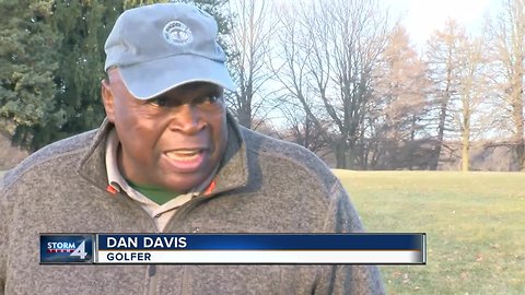 GOLFING IN DECEMBER: Mild temperatures open Milwaukee County Golf Course