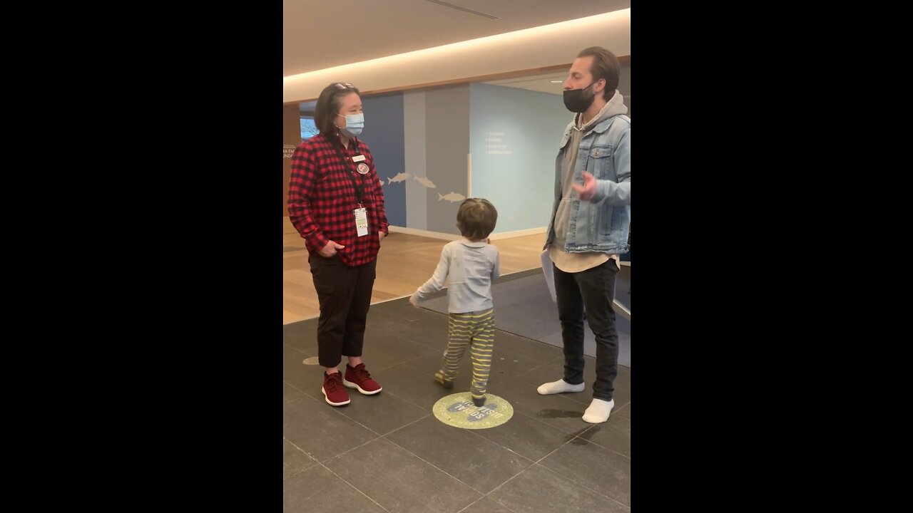 Family Of 4 Yr Old With Leukemia Evicted from Ronald McDonald House in Canada From Vaccine Mandate