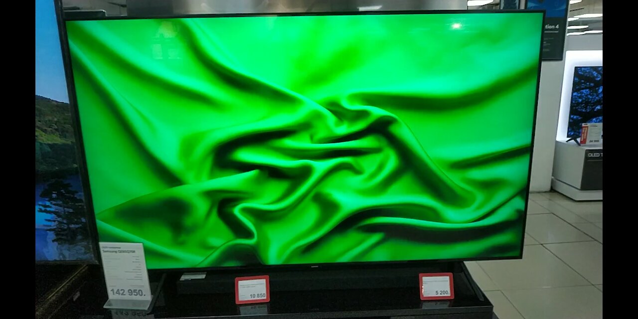 relaxing video on a super quality 8K TV