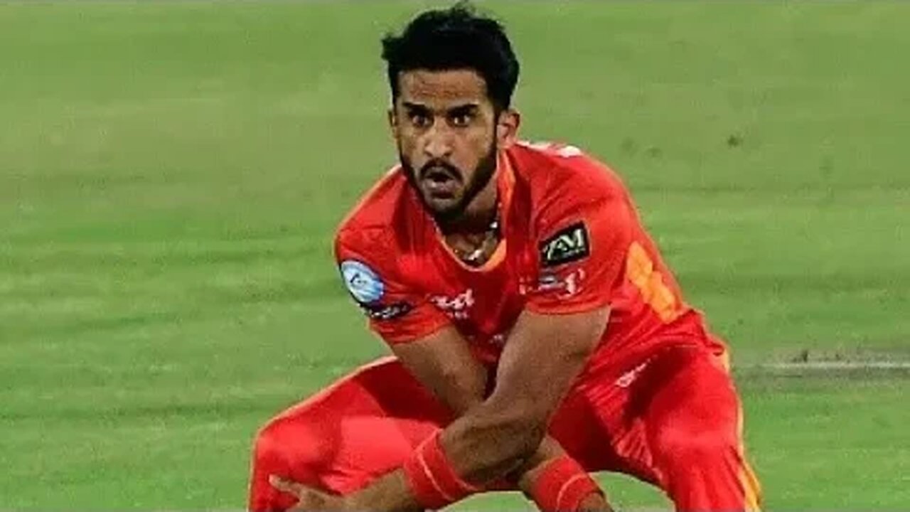 HUSSAN ALI WICKET TAKEN RECTION PSL 2023