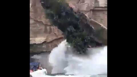 Horrifying Event: Cliff Separates From Land & Falls Into Water