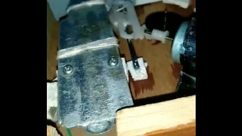 Make Gear motor locker