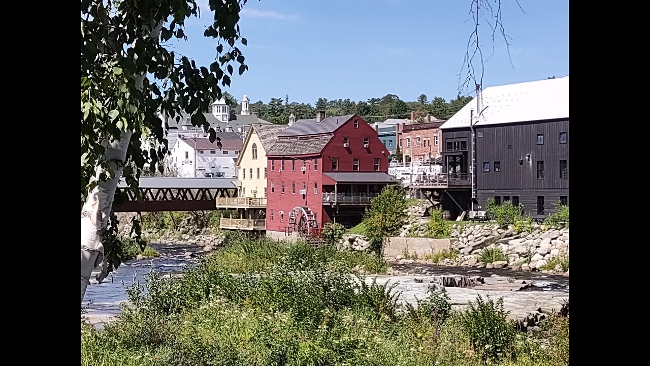 Off-Grid Weekend Prepper Goes to Littleton NH Farmers Market