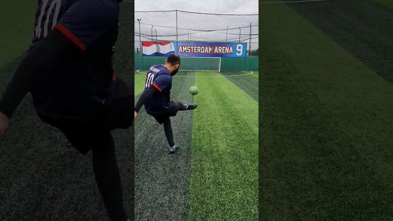 I HIT THE CROSSBAR 🥳⚽️ #shorts #football #crossbarchallenge #viral