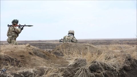 U.S. Army Soldiers Test Romanian Weapons During Live-Fire Exercise