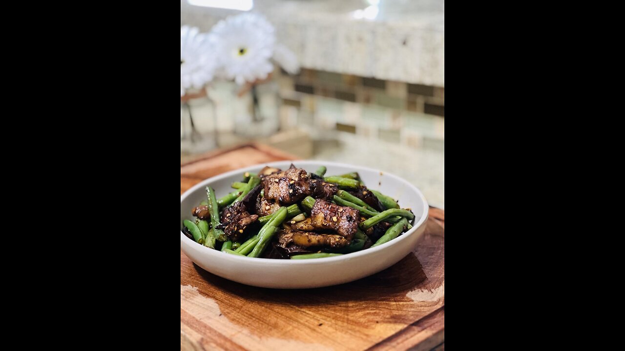 Green Bean Pork Belly Stir Fry 五花肉炒豆角