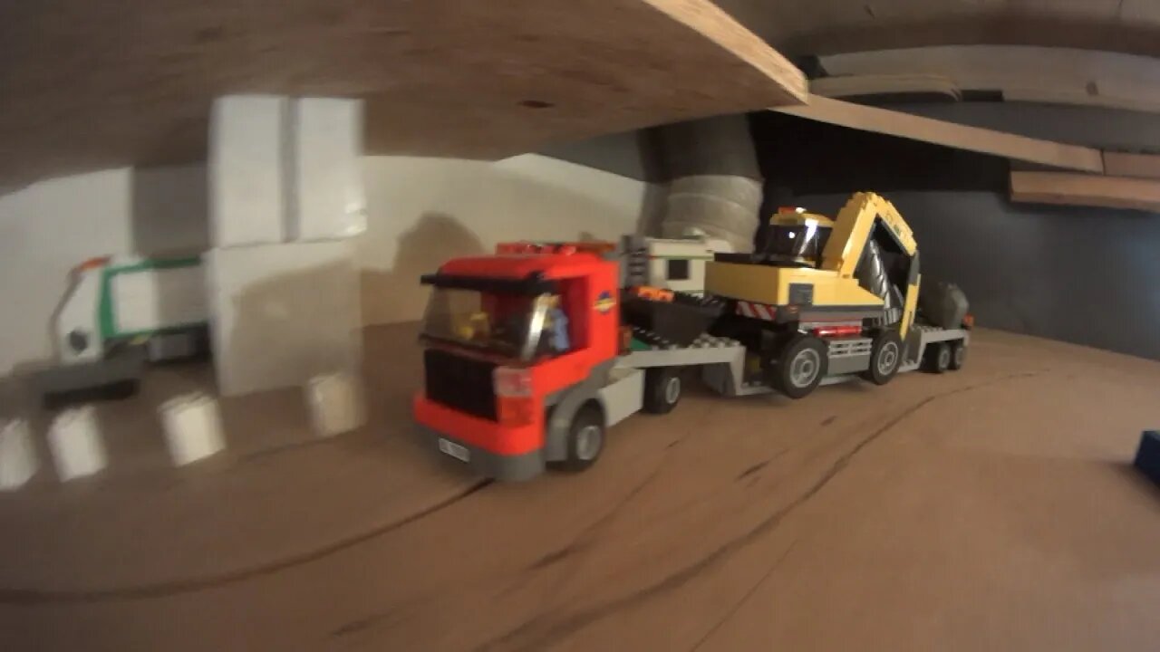 Lego Road update #005 Test Drive Wide load 4203 Excavator transport