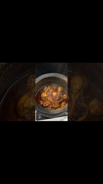 Matka Chicken ASMR Cooking #shorts #crunchytreats #cooking #asmrcooking #food #recipe #nonveg