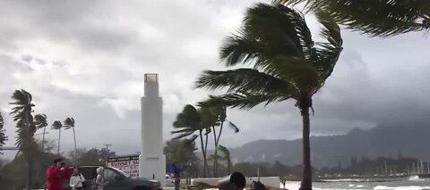 Hawaii in path of major storms