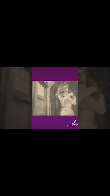 #TARDIS VS #MUMMY 🎃 HALLOWEEN HORROR NIGHTS #HHN #HHN31 #HALLOWEENHORRORNIGHTS2022 #HALLOWEEN