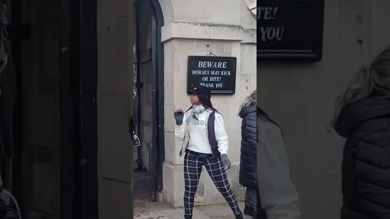 Dare to touch #thekingsguard