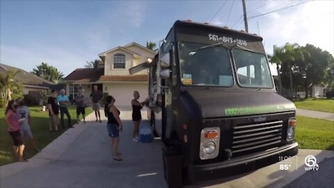 Food trucks find new business in neighborhoods