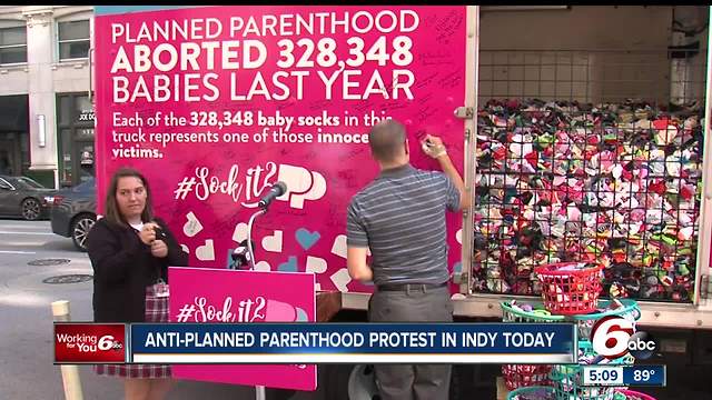 Anti-Planned Parenthood protest stops in Indy