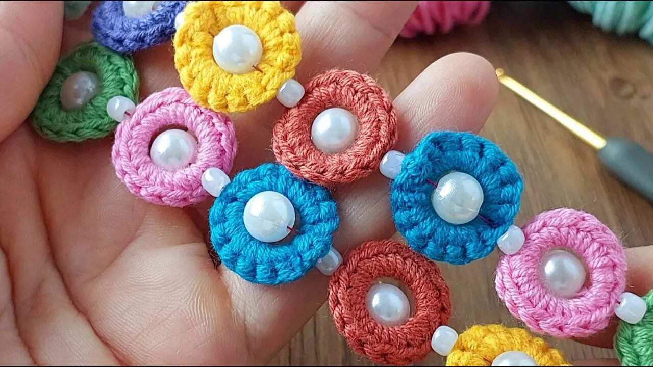 📌How to crochet Very cute bracelet