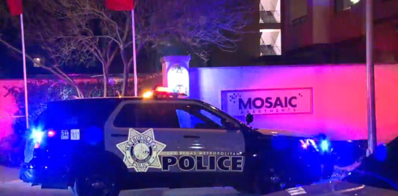 Vegas police: 2 shot, 1 killed after dispute about vehicle in roadway
