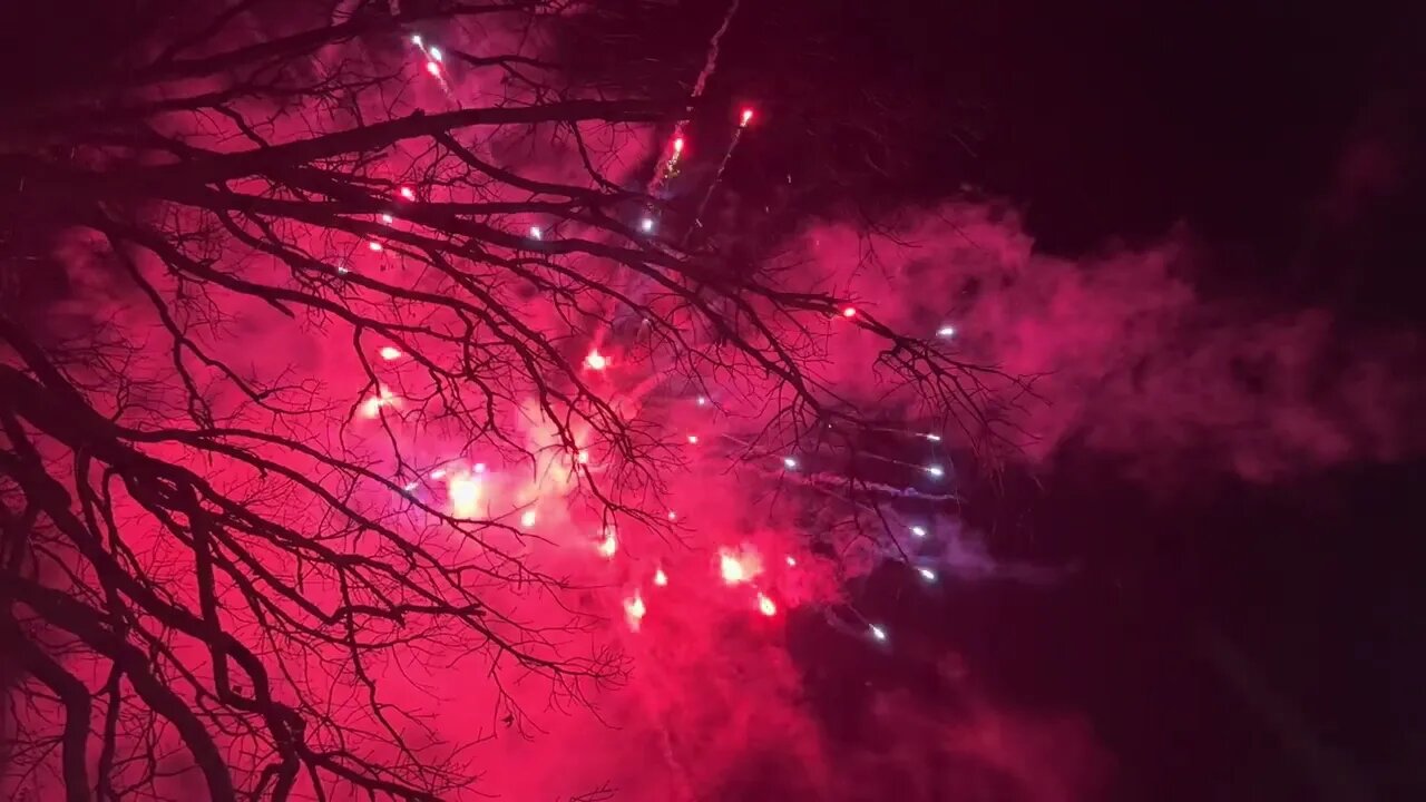 Hang n bang / stormy version 4K