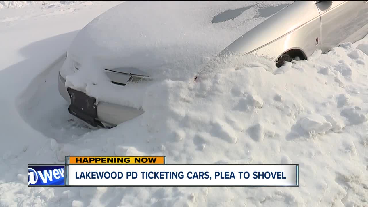 Lakewood issuing warnings, then tickets to owners of snow-covered cars on city streets